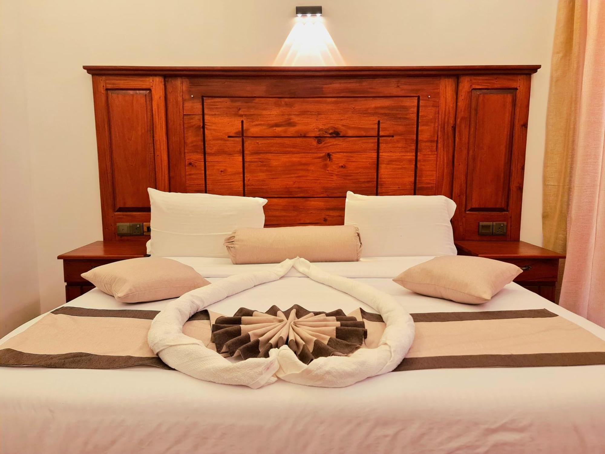 Top Rich Hotel Nuwara Eliya Buitenkant foto